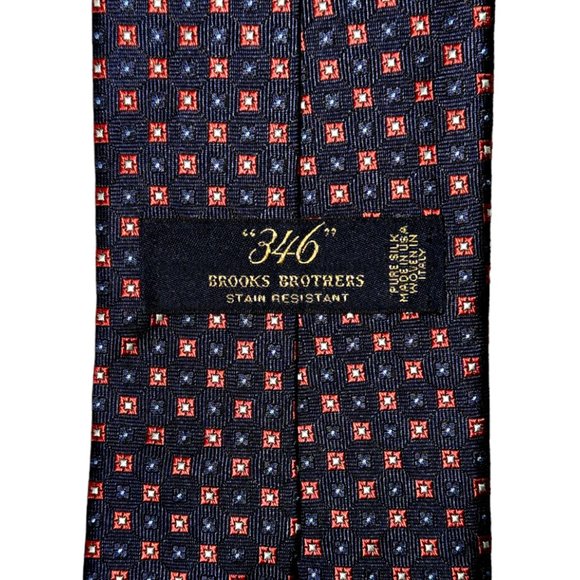 Brooks Brothers 346 Necktie Black Red Silver Geometric Silk Stain Resistant USA - Picture 4 of 4